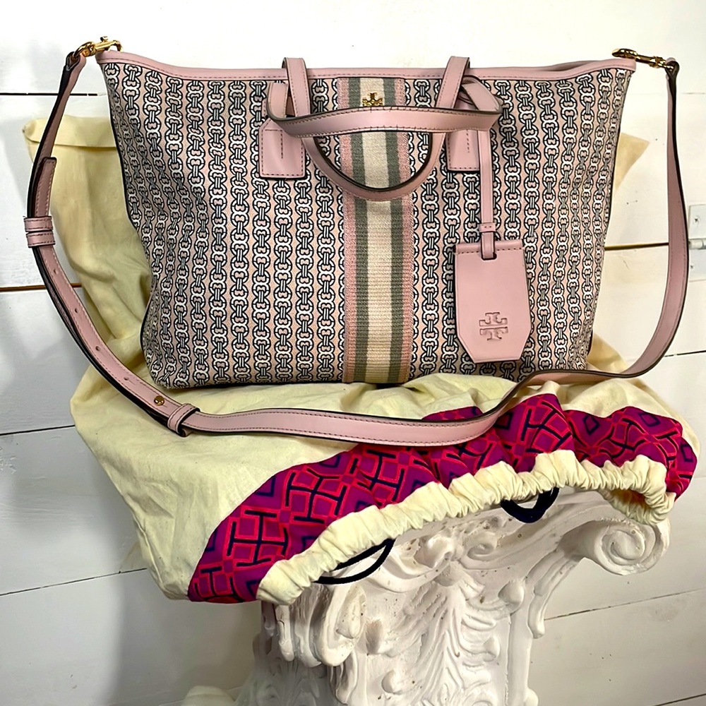 ToryBurch Gemini gently used dust bag included